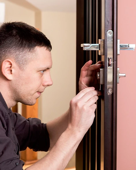 : Professional Locksmith For Commercial And Residential Locksmith Services in Carmichael, CA